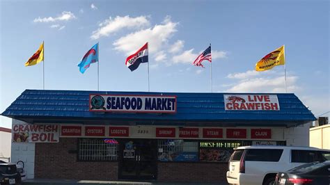 Ocean seafood market - They're open during COVID 19! First time here and didn't really know what to expect. I've never bought sashimi from a fish market, it's usually from a sushi restaurant or Japanese market. Well it looks exactly like what you think a fish market looks like. Fish tanks and selections of fish for the day. Don't let the looks full you.